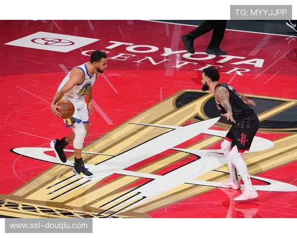 勇士4-3淘汰火箭,库里22分10篮板7助攻 勇士4-3淘汰火箭,库里22分10篮板7助攻