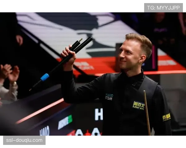 卫冕冠军特鲁姆普换回八年旧球杆寻求打破冠军荒